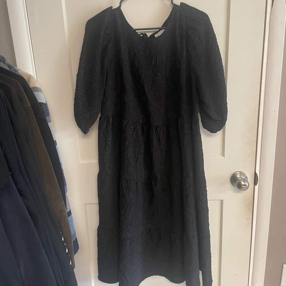 Ava Viv Black Tiered Dress (w/pockets)
